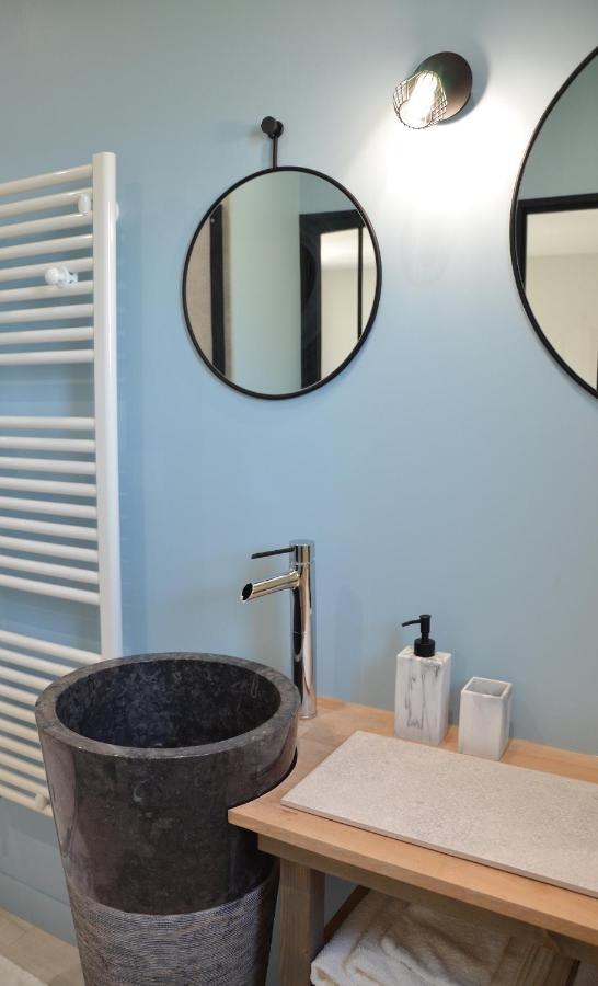 Au Petit Grain Bed & Breakfast Coutures  Bagian luar foto