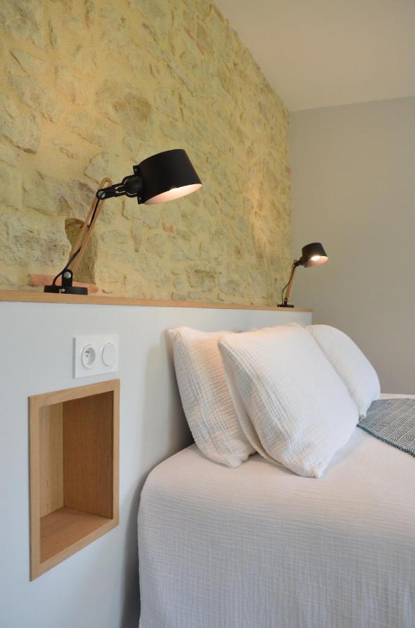 Au Petit Grain Bed & Breakfast Coutures  Bagian luar foto